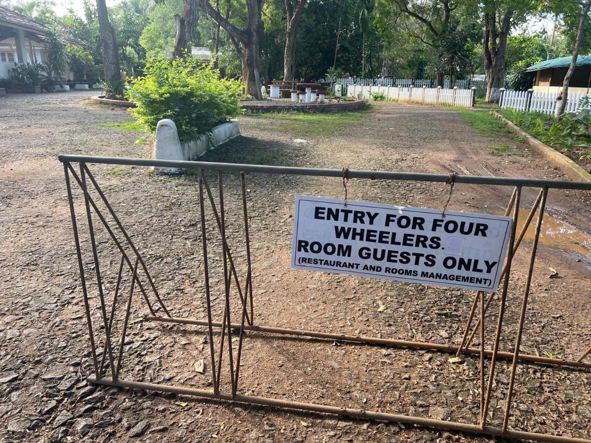 ホテル Resthouse Vavuniya エクステリア 写真